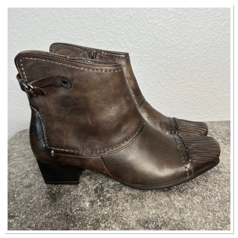 Marci Tozzi Women’s Leather Booties Sz EU37 - US 6 1/2 - Picture 4 of 11